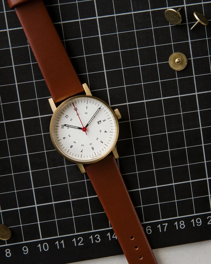 Void V03d gold brown